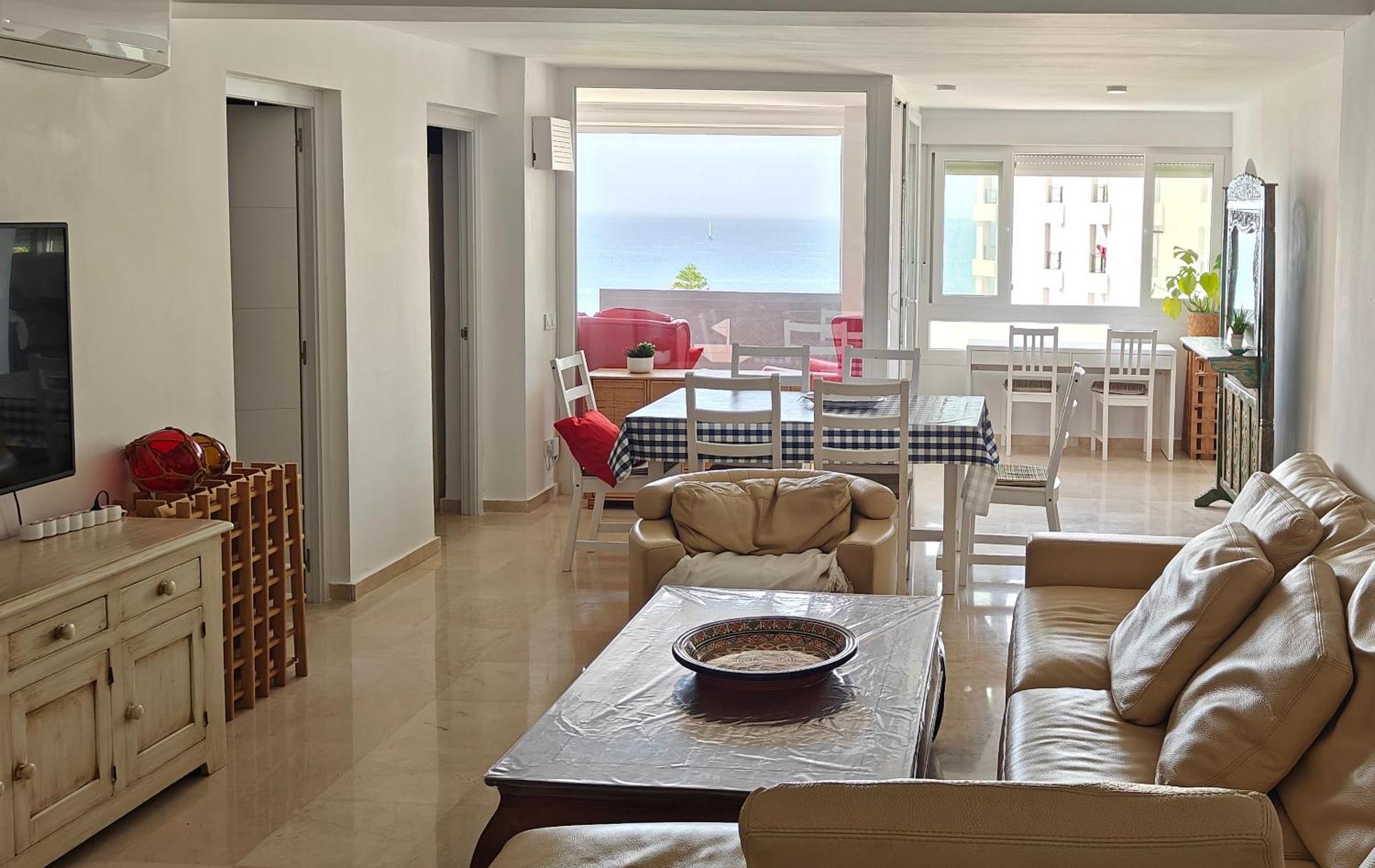 Marbella Centre Beachfront & Pool Екстер'єр фото